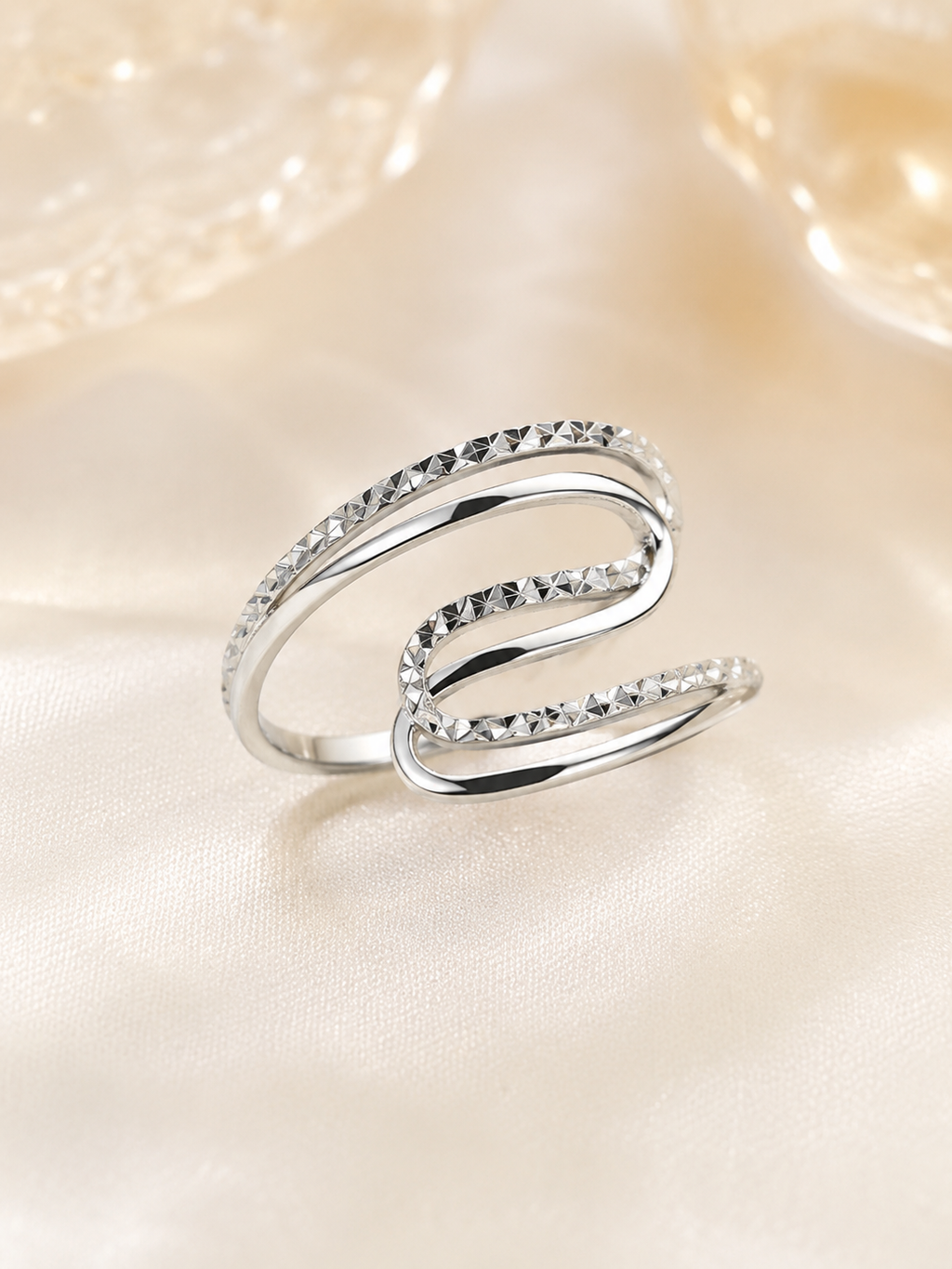 Cincin Chrome Wave Chrystal