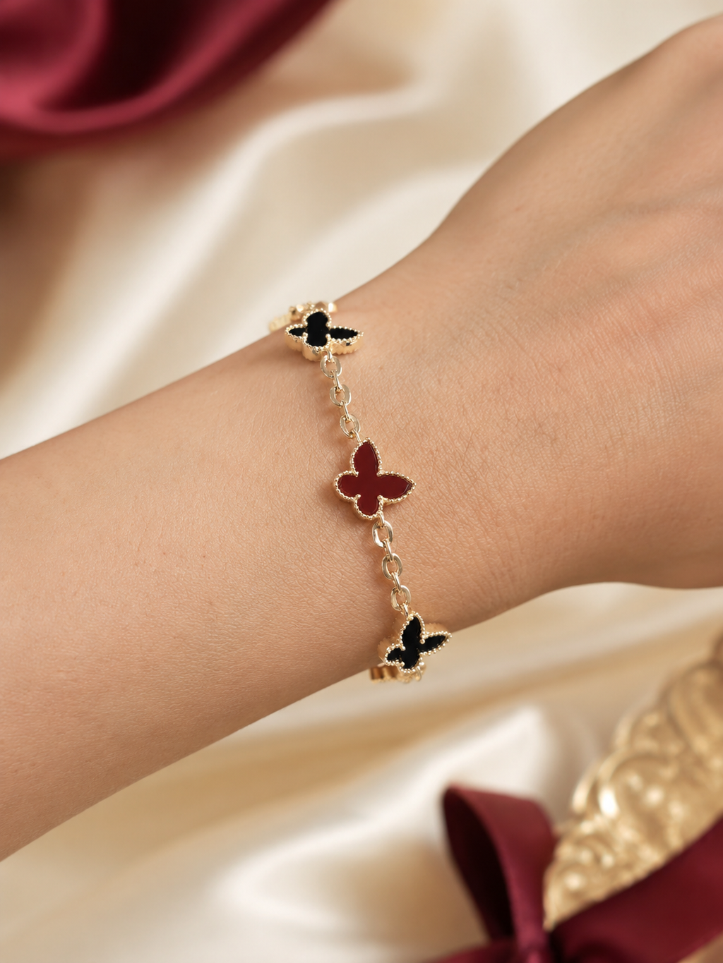 Gelang Maroon Black Butterfly